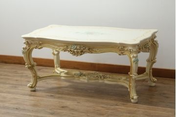 中古　美品　イタリア高級家具　SILIK(シリック)　ロココ調　優雅で上品な空間づくりにぴったりなセンターテーブル(ローテーブル、ソファテーブル、リビングテーブル、4人掛け)(定価約42万円)(R-075095)