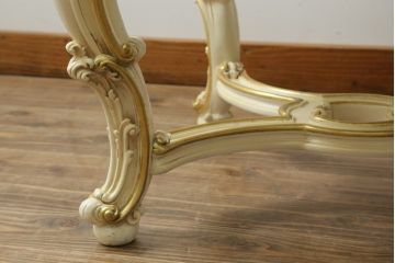 中古　美品　イタリア高級家具　SILIK(シリック)　ロココ調　優雅で上品な空間づくりにぴったりなセンターテーブル(ローテーブル、ソファテーブル、リビングテーブル、4人掛け)(定価約42万円)(R-075095)