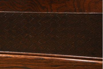 中古　美品!!　上手物!!　職人手造り　国産家具　欅(ケヤキ)材　品のある落ち着いた佇まいが素敵な漆塗りの飾り棚(茶棚、茶タンス、収納棚、戸棚)(R-075101)