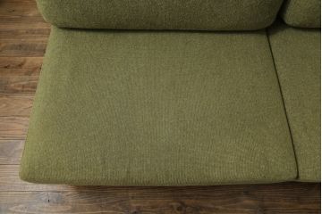 中古　AKASE(旧アカセ木工)　MASTERWAL(マスターウォール)　DANISH SOFA(デニッシュソファ)　ウォールナット材　ゆったりとした座り心地が魅力的な3人掛けソファ(三人掛け、3P、トリプルソファ)(定価約38万円)(R-075102)