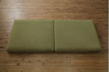 中古　AKASE(旧アカセ木工)　MASTERWAL(マスターウォール)　DANISH SOFA(デニッシュソファ)　ウォールナット材　ゆったりとした座り心地が魅力的な3人掛けソファ(三人掛け、3P、トリプルソファ)(定価約38万円)(R-075102)