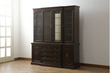 中古　カリモク家具(karimoku)　domani(ドマーニ)　PROCEED(プロシード)シリーズ　落ち着いた色味と堂々とした佇まいが魅力的なキャビネット(ガラスケース、コレクションケース、飾り棚、陳列棚、収納棚)(R-075105)