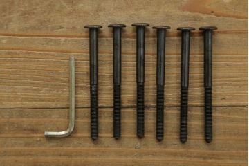 中古　カリモク家具(karimoku)　domani(ドマーニ)　PROCEED(プロシード)シリーズ　落ち着いた色味と堂々とした佇まいが魅力的なキャビネット(ガラスケース、コレクションケース、飾り棚、陳列棚、収納棚)(R-075105)