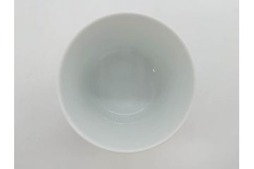 重要無形文化財　人間国宝　十四代　酒井田柿右衛門　錦　芙蓉文　鮮やかな色絵が美しい湯呑み(湯のみ、和食器、共箱付き)(R-075108)