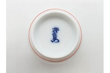 重要無形文化財　人間国宝　十四代　酒井田柿右衛門　錦　柿文　色彩とフォルムの美しさが食卓に華やぎをもたらす湯呑み2客セット(湯のみ、煎茶道具、和食器、共箱付き)(R-075113)