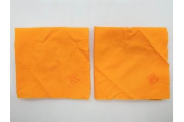 重要無形文化財　人間国宝　十四代　酒井田柿右衛門　錦　柿文　色彩とフォルムの美しさが食卓に華やぎをもたらす湯呑み2客セット(湯のみ、煎茶道具、和食器、共箱付き)(R-075114)