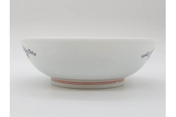 重要無形文化財　人間国宝　十四代　酒井田柿右衛門　錦　菊鳥文　約21cm　6.7寸　丁寧に描かれた絵付けが目を惹く菓子器(色絵、菓子皿、和皿、和食器、共箱付き、六寸七分)(R-075116)