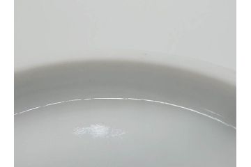 重要無形文化財　人間国宝　十四代　酒井田柿右衛門　錦　岩牡丹文　職人のこだわりが詰まった素敵なデザインの水注(水差し、水次、茶道具、煎茶道具、共箱付き)(R-075120)