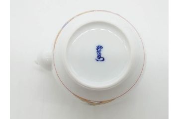 重要無形文化財　人間国宝　十四代　酒井田柿右衛門　錦　牡丹鳥文　上品な和の空間を演出する茶器セット(土瓶、急須、湯呑み5客、湯のみ茶碗、蓋付、茶道具、和食器、色絵、共箱付き)(R-075121)