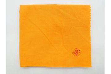 重要無形文化財　人間国宝　十四代　酒井田柿右衛門　錦　菊文　鮮やかな菊が華やかな印象を与える陶額(色絵、陶画、壁掛け、額装、共箱付き)(R-075123)
