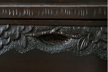 和製ヴィンテージ　軽井沢彫り　桜の彫刻が美しいライティングビューロー　(R-075141)