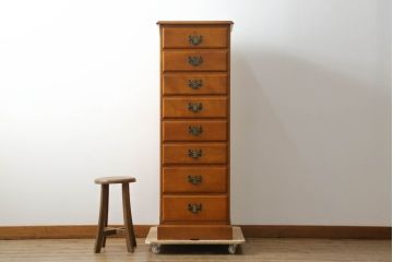 中古　横浜クラシック家具　ダニエル(Daniel)　アーリーアメリカンシリーズ　A-113　温かみのある色合いが魅力的な縦型チェスト(トールチェスト、サイドチェスト、引き出し)(R-075142)