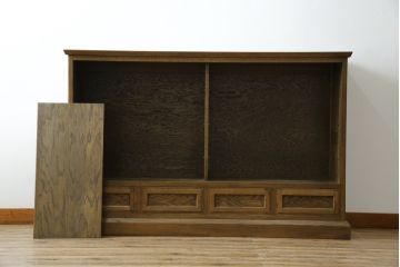 中古　美品　楢(ナラ)材　高山デザイン　モダンな佇まいが魅力的な水屋箪笥サイドボード(食器棚、サイドキャビネット、収納棚、戸棚)(R-075143)