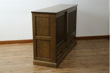 中古　美品　楢(ナラ)材　高山デザイン　モダンな佇まいが魅力的な水屋箪笥サイドボード(食器棚、サイドキャビネット、収納棚、戸棚)(R-075143)
