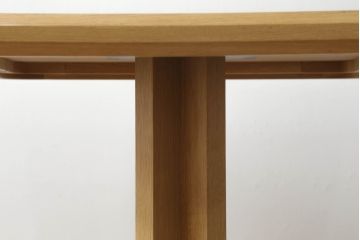 中古　美品　ラグジュアリーブランド　ローマン アンド ウィリアムス ギルド(ROMAN AND WILLIAMS GUILD)　オーク材　シンプルながらも拘りあるデザインが魅力的なスクエアテーブル(カフェテーブル、サイドテーブル、コーヒーテーブル)(定価約55万円)(R-075145)