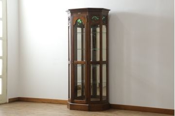 中古　えぞ民芸家具　インテリアえぞ(EZO)　色ガラス入り　上質な空間づくりにおすすめのキュリオケース(ガラスケース、ショーケース、飾り棚、キャビネット、店舗什器)(R-075150)