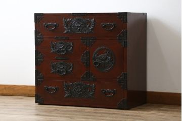 中古　漆塗り　仙台民芸箪笥(仙台箪笥)　力強い杢目が目を引く車箪笥(小箪笥、収納タンス、チェスト、引き出し)(定価約55万円)(R-075178)