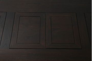 中古　広島県　博永家具　特大!!　楡(ニレ)材　重厚感のある佇まいでお部屋の主役におすすめの囲炉裏テーブル(木製火鉢、食卓、ダイニングテーブル、4人掛け、6人掛け)(定価約110万円)(R-075179)