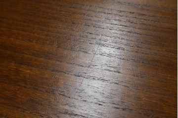 和製ヴィンテージ　総桐箪笥を北欧デザインにリメイク!モダンな脚付きローチェスト　(R-075182)