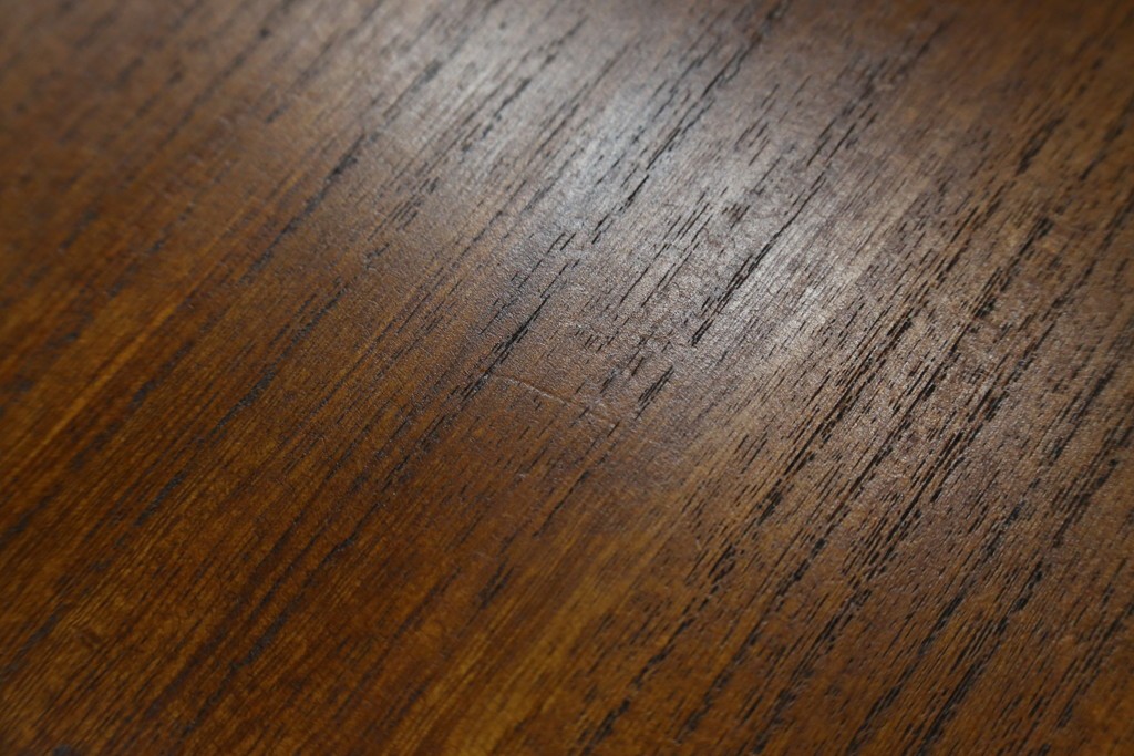 和製ヴィンテージ　総桐箪笥を北欧デザインにリメイク!モダンな脚付きローチェスト　(R-075182)