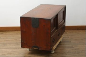 和製アンティーク　前面檜(ヒノキ)材　趣のある佇まいが魅力的なローボード(和たんす、時代箪笥、収納箪笥、引き出し、ローチェスト、テレビ台、テレビボード)(R-075183)