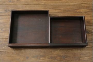 和製ビンテージ　花梨(カリン)材　螺鈿(ラデン)　象嵌入り　上品な佇まいで和の雰囲気を引き立てる飾り棚(収納棚、戸棚、茶棚、違い棚、ヴィンテージ)(R-075191)
