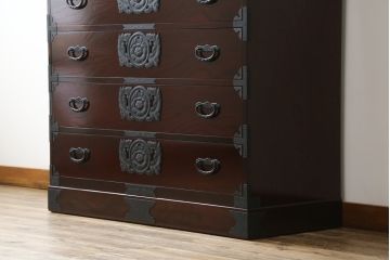 中古　美品　田中家具　欅(ケヤキ)材　落ち着いた和の雰囲気漂う二本松伝統家具の和箪笥(衣装箪笥、収納箪笥、引き出し)(R-075195)