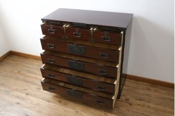 中古　美品　田中家具　欅(ケヤキ)材　落ち着いた和の雰囲気漂う二本松伝統家具の和箪笥(衣装箪笥、収納箪笥、引き出し)(R-075195)