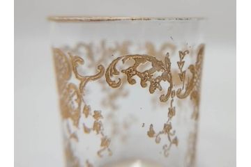 極希少　フランス　1900年代　オールドサンルイ　タルマ　TALMA　金彩　繊細なデザインが上品な雰囲気を醸し出すリキュールセット(ヨーロッパ最古のクリスタルガラスメーカー、Saint Louis、デカンタ、デキャンタ、カラフェ、グラス5客、アンティーク、トレー、トレイ、木箱付き)(検索ワード:オールドバカラ)(R-075224)