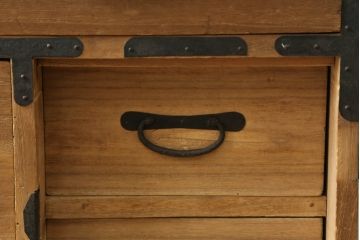 和製アンティーク　桐(キリ)材　縁起物とされる「ふくら雀」の金具が可愛らしい二段重ね時代箪笥(重ね箪笥、和タンス、衣装たんす、整理箪笥、収納たんす、桐箪笥、桐たんす、福良雀、引き出し)(R-075257)