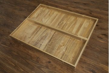 中古　岩谷堂箪笥　天板・脚(台輪)付きリメイク　美しい木目と存在感のある金具が魅力的な衣装盆付きサイドボード(引き出し、着物箪笥、衣装タンス、サイドチェスト、収納棚)(R-075263)