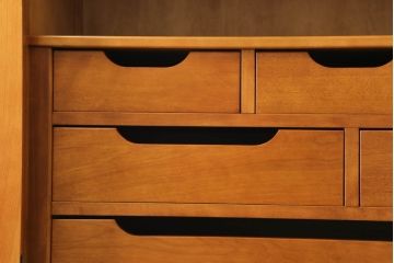 中古　美品　横浜クラシック家具　ダニエル(daniel)　Etranger(エトランジェ)　E-102　クラシカルな佇まいの和タンス(和箪笥、着物箪笥、衣装箪笥、引き出し)(R-075266)