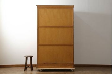 中古　美品　横浜クラシック家具　ダニエル(daniel)　Etranger(エトランジェ)　E-102　クラシカルな佇まいの和タンス(和箪笥、着物箪笥、衣装箪笥、引き出し)(R-075266)