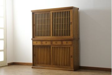 中古　美品　民芸家具　ナラ材　和光　北樹　150N　上質な和の空間づくりにおすすめの水屋箪笥(食器棚、戸棚、収納棚、キャビネット)(R-075267)