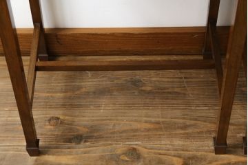 和製アンティーク　希少!!　天板に施された象嵌の枠組みがさりげないアクセント!!古い洋館のネストテーブル(サイドテーブル、カフェテーブル、コーヒーテーブル、ローテーブル)(R-075270)