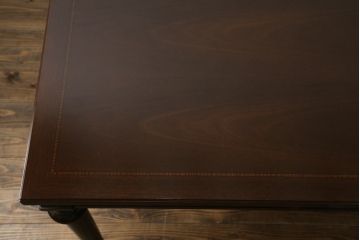 中古　カリモク家具(karimoku)　domani(ドマーニ)　PROCEED(プロシード)シリーズ　シックな色味とスタイリッシュなデザインが魅力的なダイニングテーブル(食卓、4人掛け、6人掛け)(R-075294)