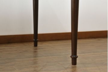 中古　カリモク家具(karimoku)　domani(ドマーニ)　PROCEED(プロシード)シリーズ　シックな色味とスタイリッシュなデザインが魅力的なダイニングテーブル(食卓、4人掛け、6人掛け)(R-075294)