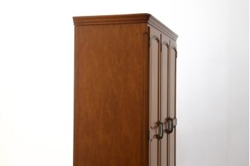 中古　美品!!　横浜ダニエル(daniel)　横浜クラシック家具　Etranger(エトランジェ)　E-101　クラシカルな佇まいが魅力的なワードローブ(洋服タンス、収納棚、戸棚、キャビネット)(定価約140万円)(R-075295)