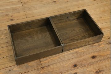 中古　美品　希少モデル　ERCOL(アーコール)　エルム材　クラシカルな佇まいで落ち着いた雰囲気を醸し出すライティングビューロー(ワークデスク、簿記机、収納棚、戸棚、在宅用、在宅ワーク用)(R-075298)