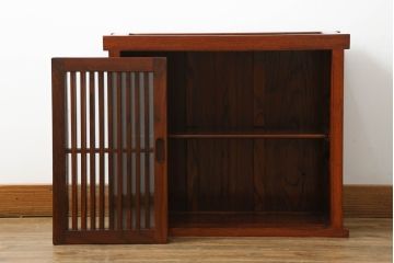 中古　美品　ニレ材　上質な和の空間を演出する小さな水屋箪笥(食器棚、茶棚、サイドキャビネット、戸棚、収納棚)(R-075300)