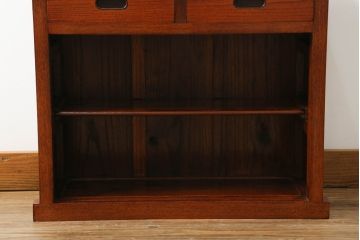 中古　美品　ニレ材　上質な和の空間を演出する小さな水屋箪笥(食器棚、茶棚、サイドキャビネット、戸棚、収納棚)(R-075335)