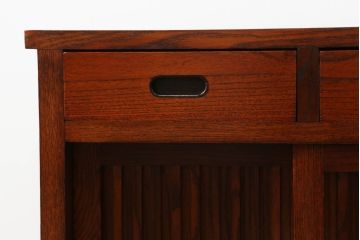 中古　美品　ニレ材　上質な和の空間を演出する小さな水屋箪笥(食器棚、茶棚、サイドキャビネット、戸棚、収納棚)(R-075335)