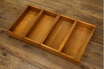 中古　大振り　ニレ材　明るい木の色味と木目が美しい囲炉裏テーブル(木製火鉢、長火鉢、ローテーブル、座卓)(R-075339)