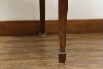 イギリスアンティーク　マホガニー材　クラシカルな佇まいが魅力的な古い洋館の象嵌入りアームチェア(ダイニングチェア、椅子、イス、英国)(R-075342)