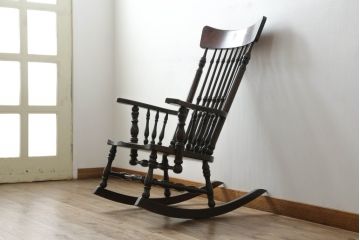 和製ビンテージ　希少な廃番品　松本民芸家具　木の味わいと職人の技が楽しめる304F型ロッキングチェア(板座チェア、アームチェア、イス、揺り椅子、ヴィンテージ)(R-075343)