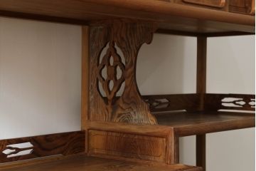 和製ビンテージ　温かみのある色合いと美しい木目が魅力の茶棚(違い棚、飾り棚、収納棚、戸棚、ヴィンテージ)(R-075345)