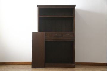 中古　美品!!　高級品!!　九州民芸家具　欅(ケヤキ)材　上質な和の空間を演出する二段重ね水屋箪笥(食器棚、茶タンス、キャビネット、収納棚、戸棚、重ねタンス、店舗什器)(定価約100万円)(R-075347)
