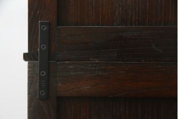 中古　美品!!　高級品!!　九州民芸家具　欅(ケヤキ)材　上質な和の空間を演出する二段重ね水屋箪笥(食器棚、茶タンス、キャビネット、収納棚、戸棚、重ねタンス、店舗什器)(定価約100万円)(R-075347)