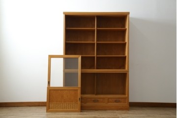 中古　美品!!　高級品　品のある佇まいが目を惹く屋久杉の茶箪笥　定価約65万円相当　(R-075350)