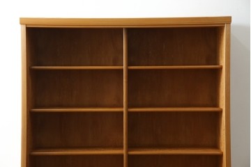 中古　美品!!　高級品　品のある佇まいが目を惹く屋久杉の茶箪笥　定価約65万円相当　(R-075350)